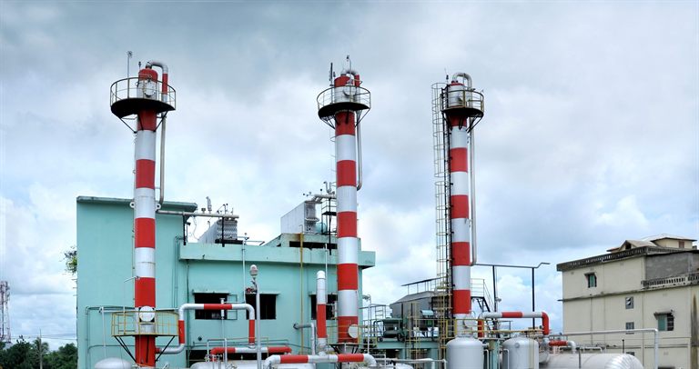 Refinery installation